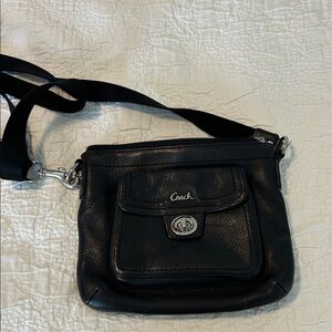 Coach Black Leather crossbody bag small size Extremely Cute!